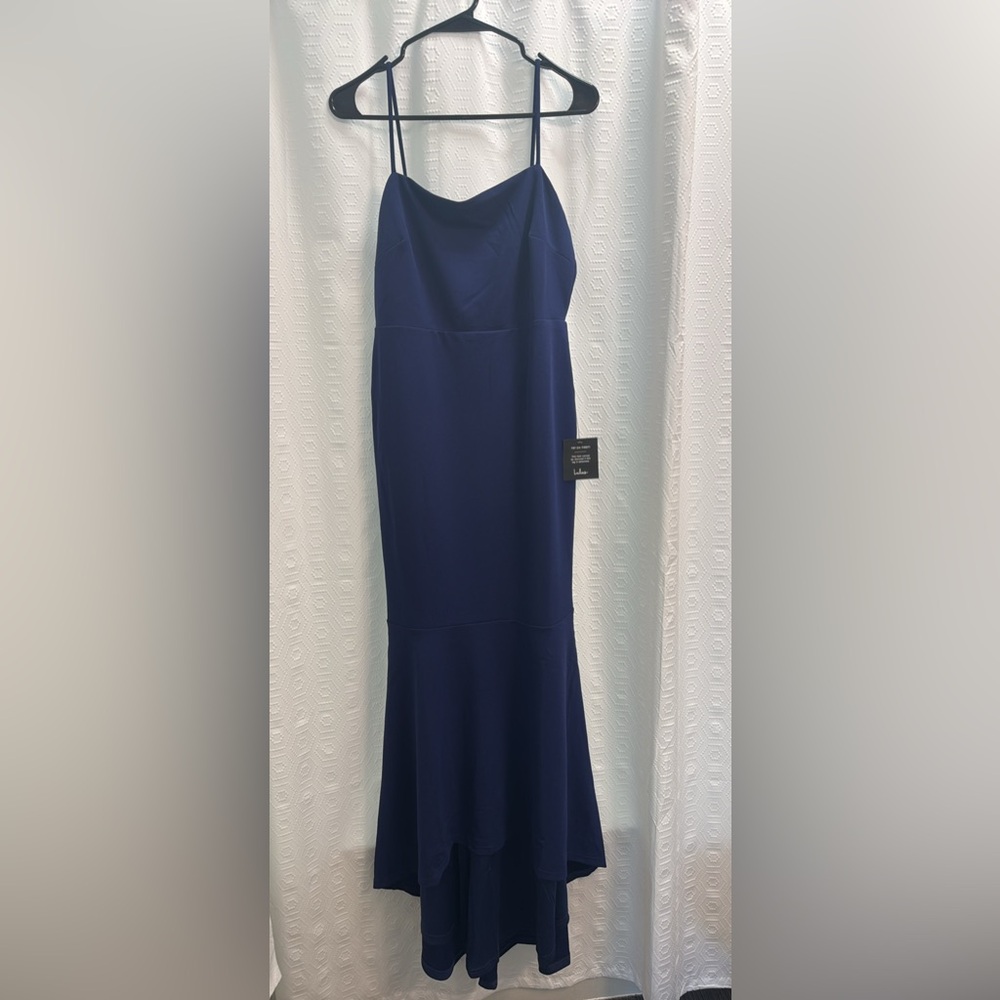 NWT-Lulus Backless dark blue Trumpet Maxi Dress